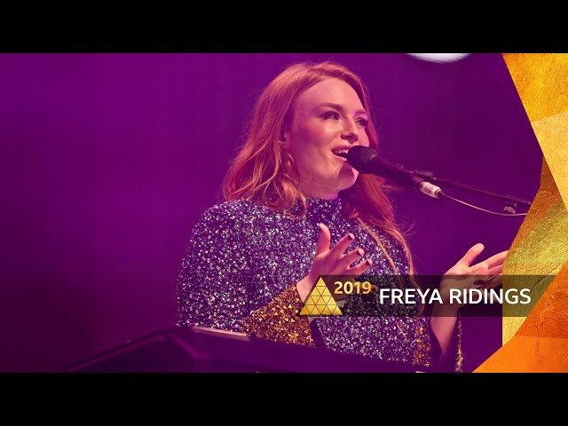 Freya Ridings - Lost Without You | Glastonbury 2019