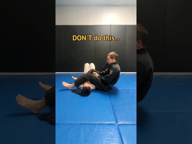 How to do an Armbar From Mount in Brazilian Jiu Jitsu #submission #bjj #bjjlife