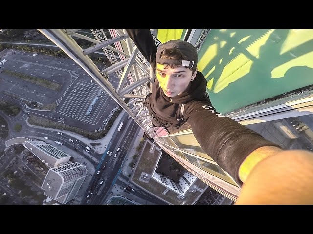 EXPLORING THE SIDEMEN TOWER