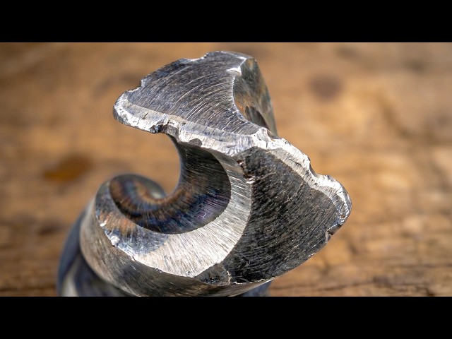 Don't throw away your old drill bits! Sharpen Them Like a Pro in 1 Minute.
