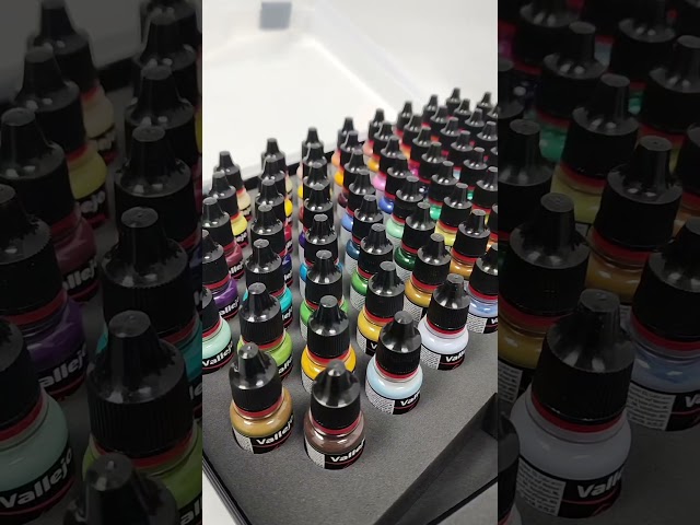 A quick peek at the Vallejo Game Color foundation case! #hobby #paint #fyp #miniaturepainting