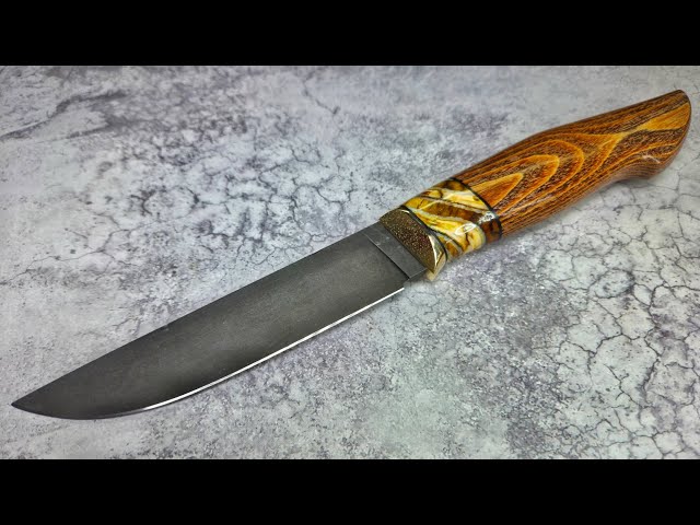 Knife Making a hunting knife