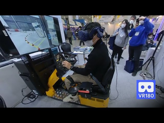 3D 180VR 4K Real Excavator Driving Training & Test Simulator For Excavator License