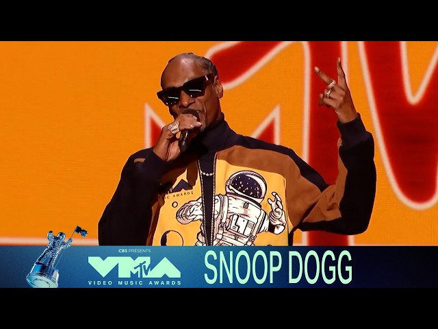 Snoop Dogg Opens the 2026 VMAs! 🔥 | 2026 VMAs
