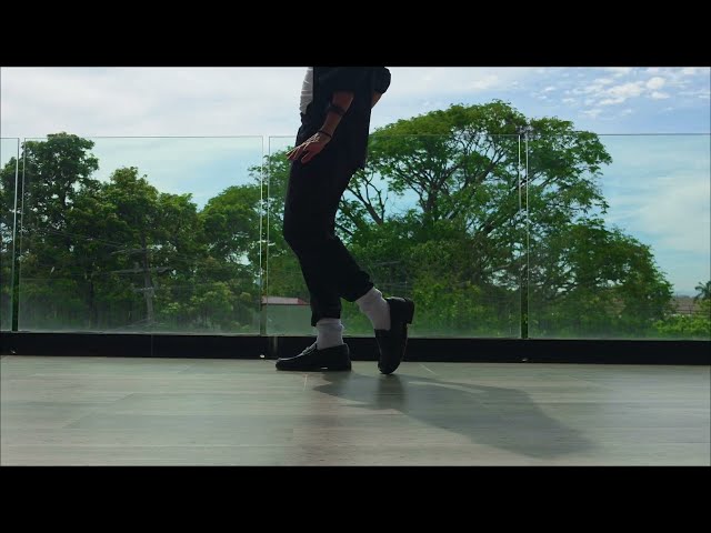 How to do THE Michael Jackson  tutorial from  MJ dancer #Michael #dance #michaeljackson #moonwalk  