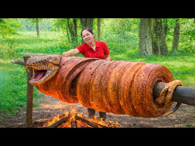 Harvest Giant Mad Anaconda & Go to Market Sell | The hunter becomes the prey on the cooking fire