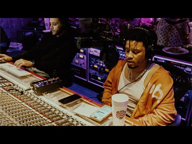 Veeze - Signed a Napkin (Official Music Video)