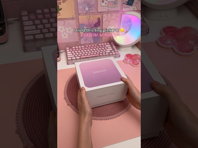 I tried this tiny pink PC 🤔🩷 GEEKOM A6 aurora mini PC | desk setup | cozy games
