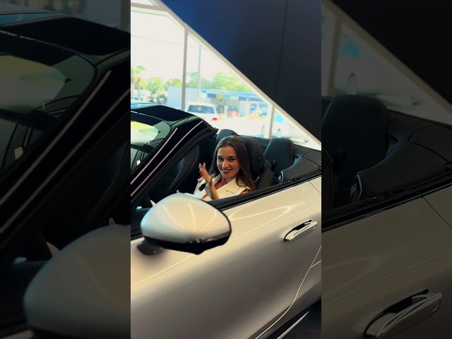 Driving Dreams: Mercedes-Benz Convertible in Jacksonville