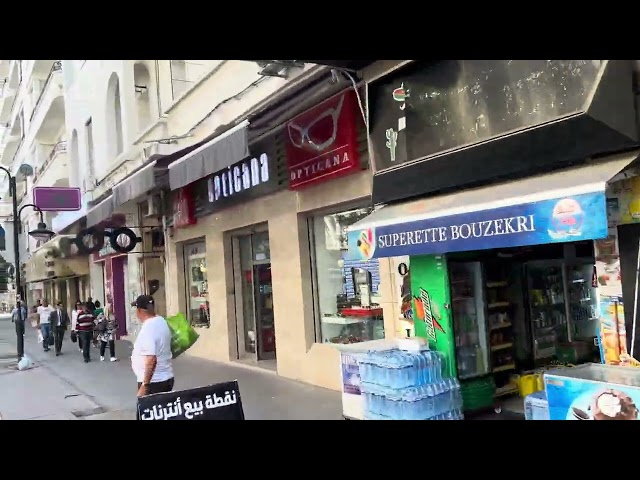     في شوارع العاصمة التونسية 🇹🇳 من برشلونة مروراً بروما