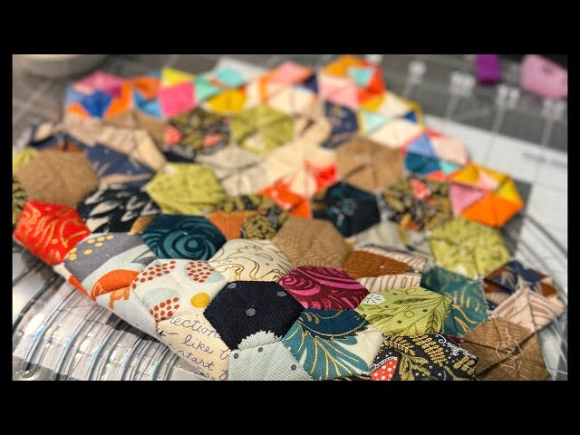 Quiet Shelf Book Nook | Sew With Me is live!