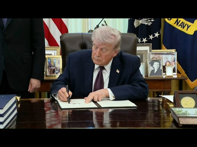 Trump asks Supreme Court to allow mail voting changes