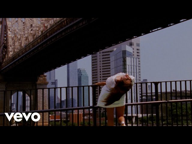 Lexi Jayde - delusional (Official Visualizer)