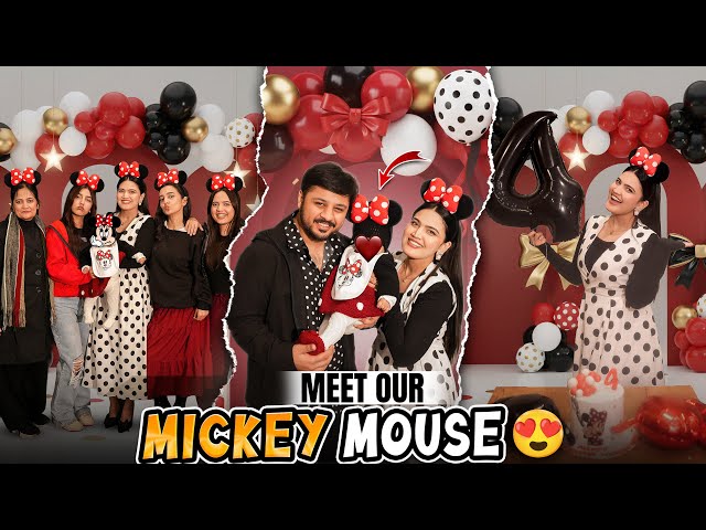 ANAVIYA'S 4th MONTH BIRTHDAY CELEBRATION 🐭 | Sab Ko Mickey Mouse Bana Dea 😍| Hira Ny Ditch Kerwaya 😡