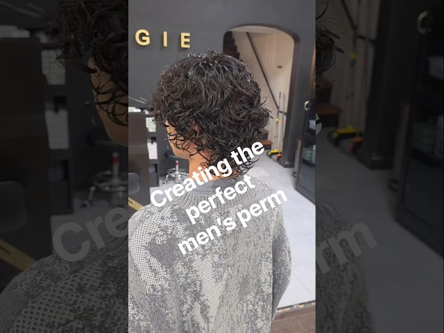 Watch the texture come to life.Natural movement, volume, and curls designed to last.