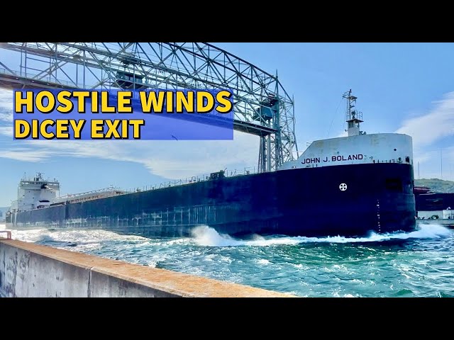 ⚓️ Dicey Exit: Winds Turn Hostile on Ship in Duluth Canal