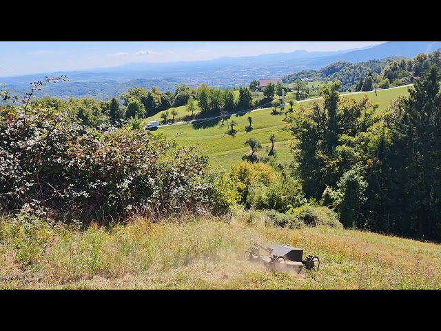Grator Lowrider remote controlled mower for extreme slopes