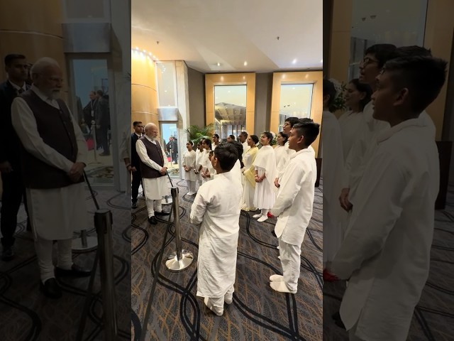 Children sing Ganapati Prarthana to welcome PM Modi in Johannesburg, South Africa