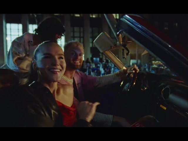 Carlita & SOFI TUKKER - 'Manhattan' (Official Video)