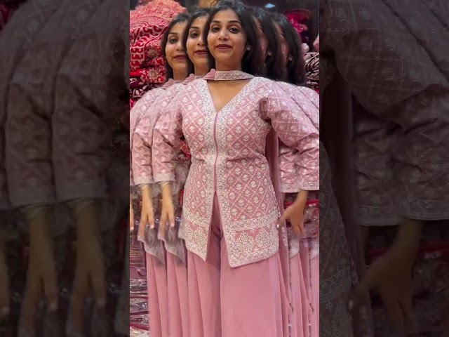 AKDK JAIN #bridel #lehenga #chandnichowklehenga #chandnichowk #wedding #delhimarket #viralshorts