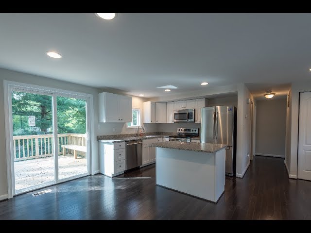 SPLIT FOYER COMPLETE FLIP