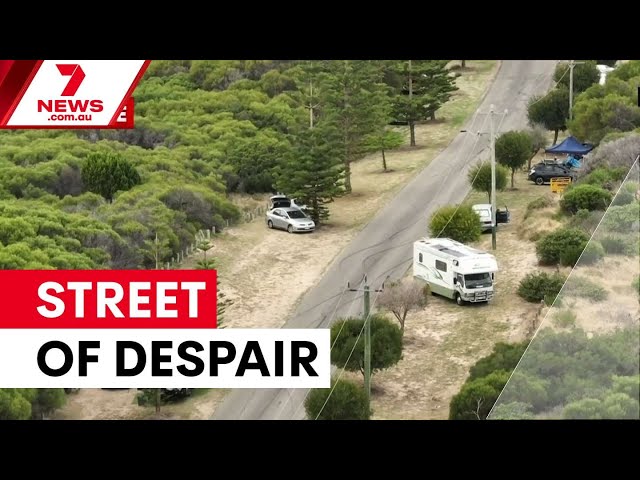 Rockingham rough sleepers accuse government of lies | 7NEWS