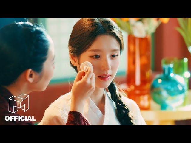 HeeJin - ‘Algorithm' M/V (1 Hour Version)
