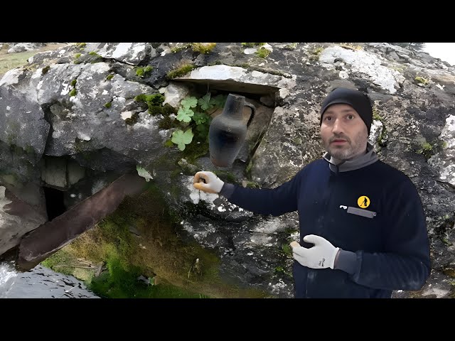 Hazine Avcıları Gözlerden Kaçan Define Dolu Oymayı Açıyorlar !!!