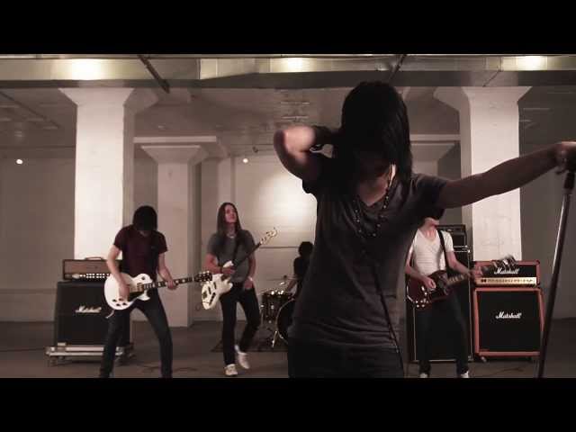 Fit For Rivals - "Crash" HD