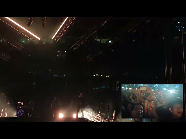 Entry Def leppard Mumbai 