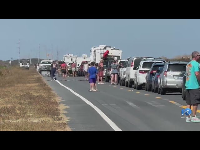 WAVY photojournalist shows stranded side of NC 12