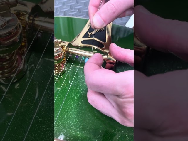 The foam wedge helper: the secret to easy Bigsby restring #guitar #guitarstrings #bigsby #gretsch