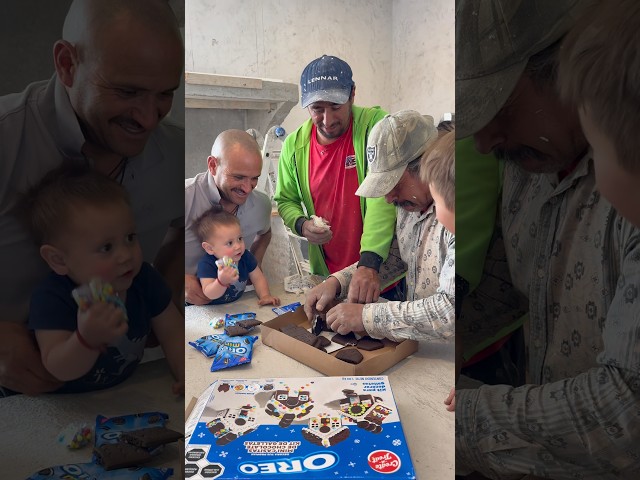 Building Our Forever Home in Mexico ❤️🇲🇽❤️ Gingerbread House Challenge #shorts