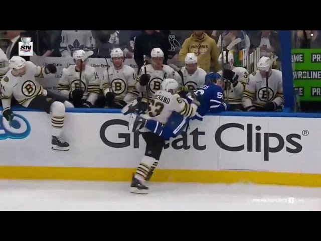Marchand and Bertuzzi kicking the shit out of each other every game / 2.05.2024