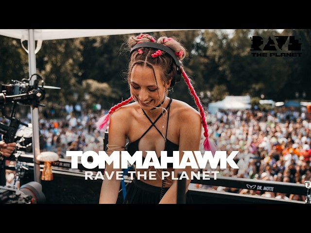 Tommahawk @ Rave the Planet Parade 2026 Berlin | Main Float opening