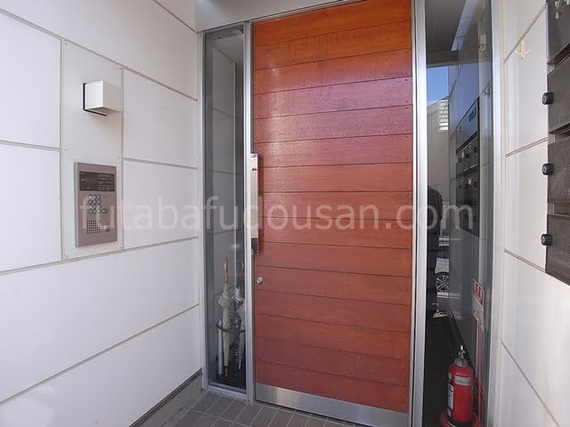 〈ご案内動画〉【Ｋ-FLAT2階】女性単身者限定マンション　オートロック　エントランス防犯カメラ設置　インターホン　室内洗濯機置場　浴室乾燥機　南向き角部屋　最寄り駅まで徒歩４分　自由が丘も徒歩圏内