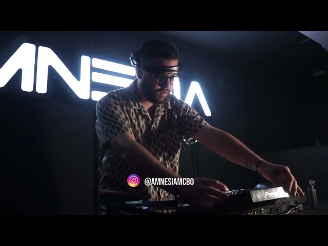 DJ KRONIC  / AMNESIA LIVE ROOM