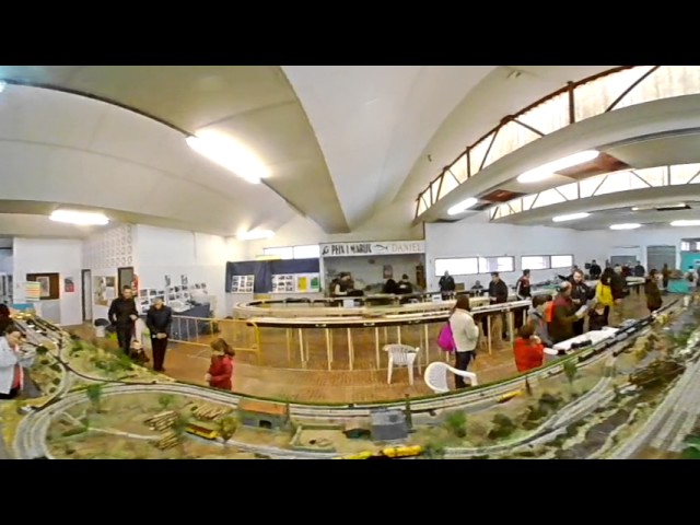 Vista 360º de la exhibición de modelismo ferroviario diciembre de 2016