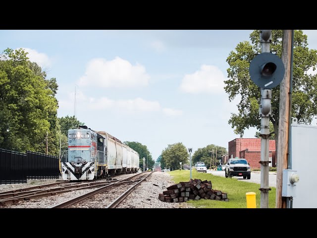 Classic Seaboard System Colors and an Amazing RS5T on the Caldwell County Railway (CWCY 1811)