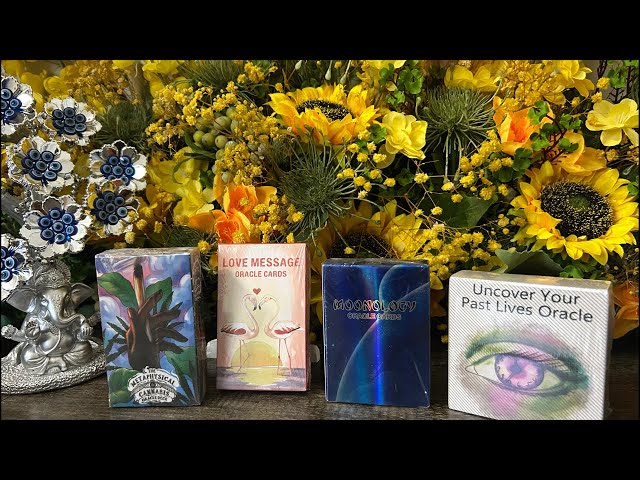TAROT & ORACLE 🐝✨FREE SHIPPING AFTER FIRST PURCHASE🐝✨CASHAPP PAYMENT ONLY 🐝✨$Darling9596🐝✨