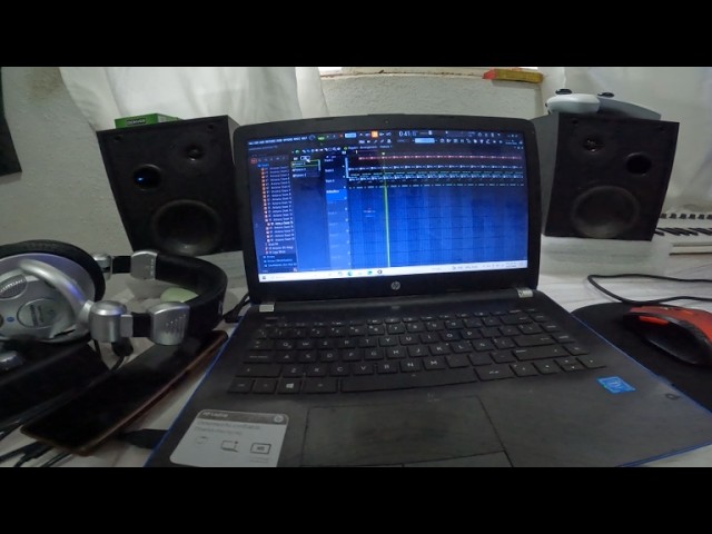 RAPVLOG#1 (Mostrando varios beats y soltando unas barras)