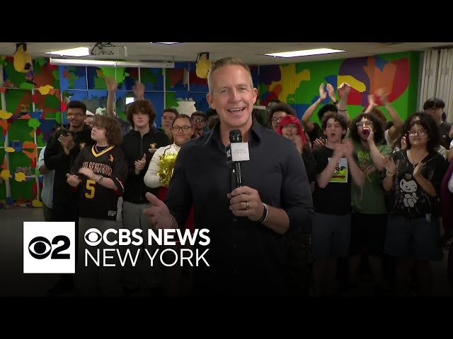 Class Act with Chris Wragge at Urban Assembly Maker Academy | Full coverage