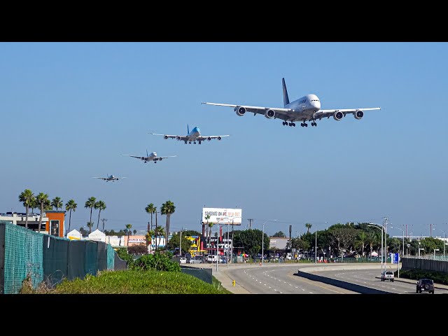 🇺🇸 LOS ANGELES LAX Airport Plane Spotting + Aircraft & Flight Route Information Subtitles  !