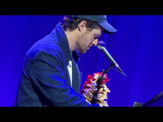 Noah Reid: The Solo Sessions; New Song that I’m obsessed with #sitdownmelancholy #noahreid