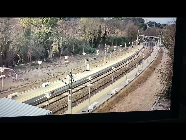 Estació de Fornells de la Selva 28-11-2025, pas de RENFE 251 jmc. @asafegi