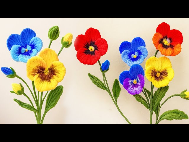 Twist & Bloom🌸 You Won't Believe How Easy These Beautiful Pansy Flowers from Pipe Cleaners Are!
