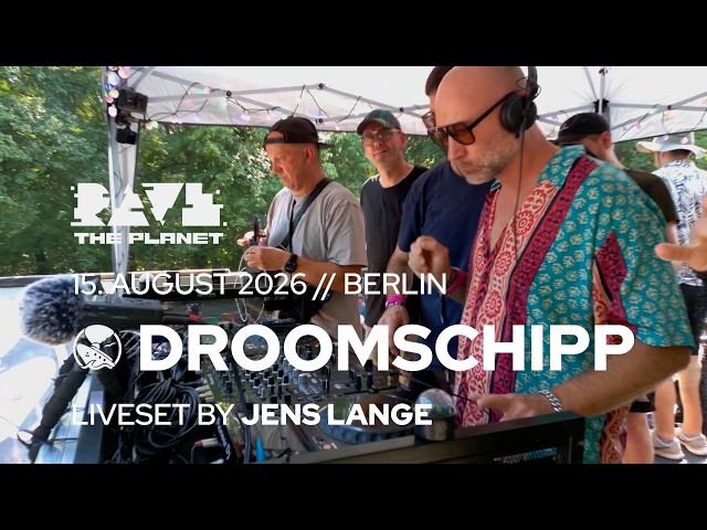 Jens Lange live at Rave The Planet 2026 on the Droomschipp Float in Berlin