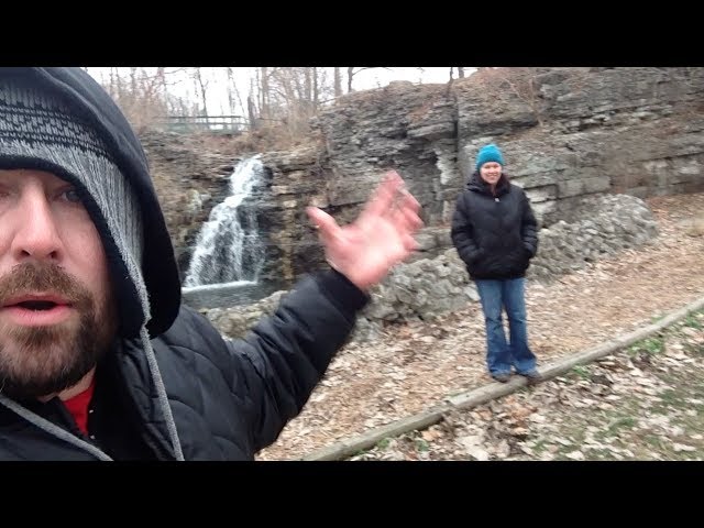 TheDailyWoo - 523 (12/6/13) Should I Jump In This Waterfall