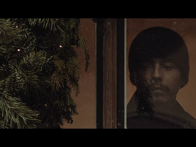 Iván Cornejo - ven a mi casa esta navidad (Visualizer)