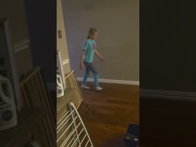 girl does best moonwalk